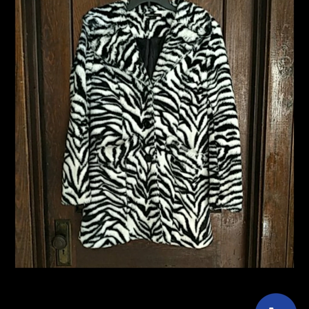 Robert Louis coat